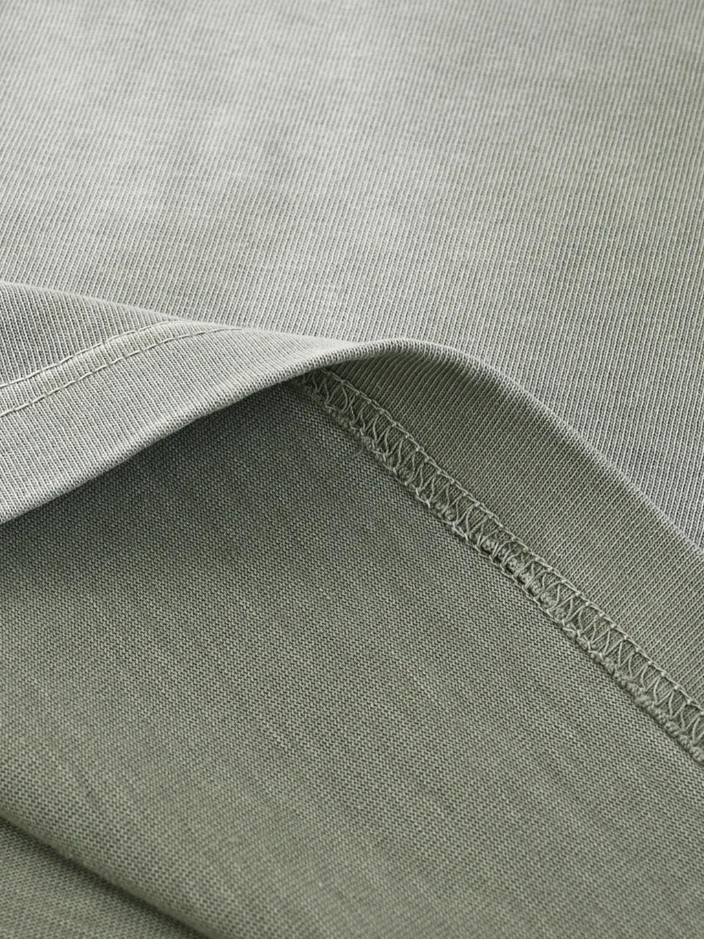 LUXURY TERMINAL - “I” Shape Gradient Washed T-Shirt
