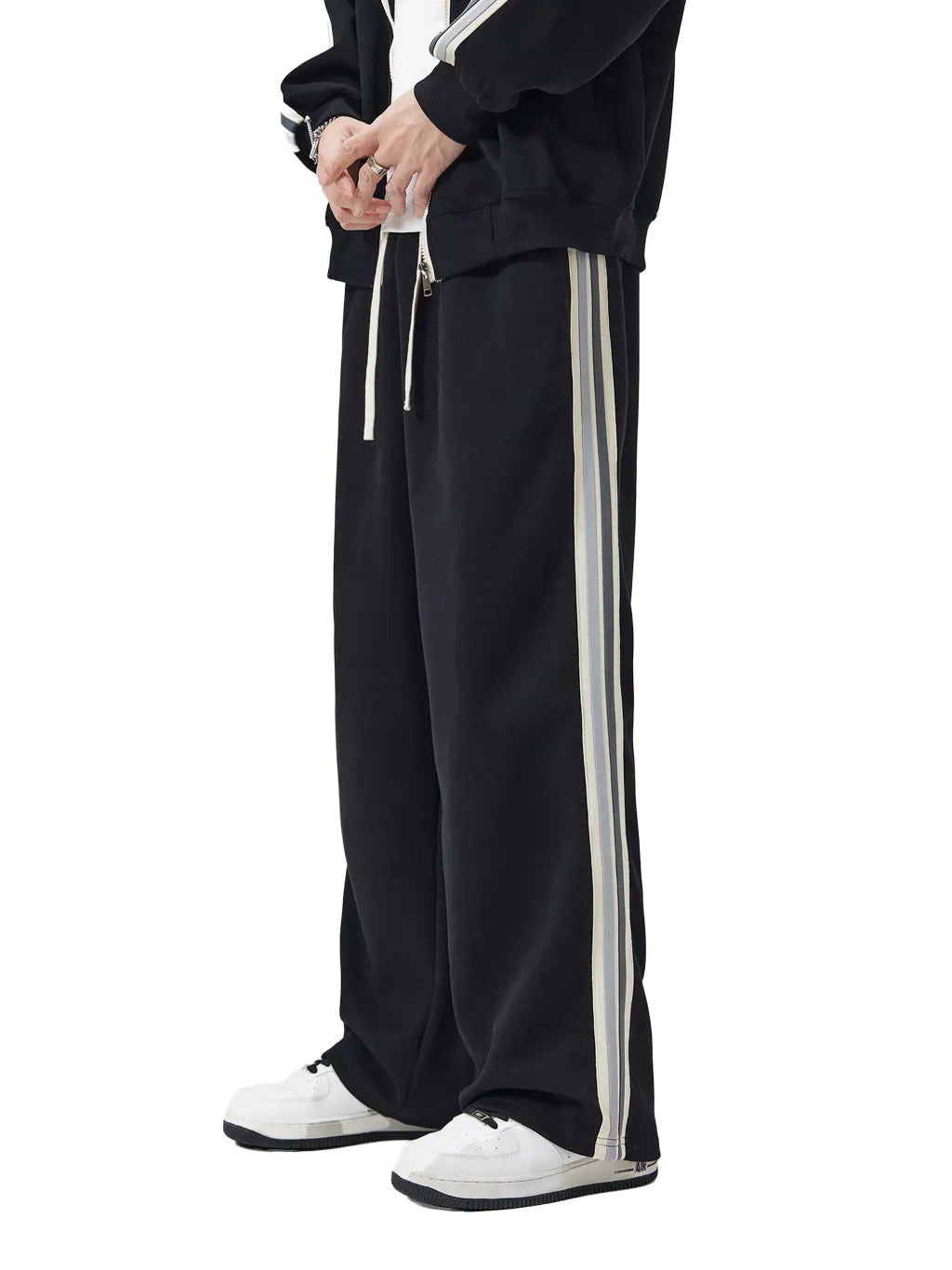 LUXURY TERMINAL - Contrast Side-Stripe Straight-Leg Pants