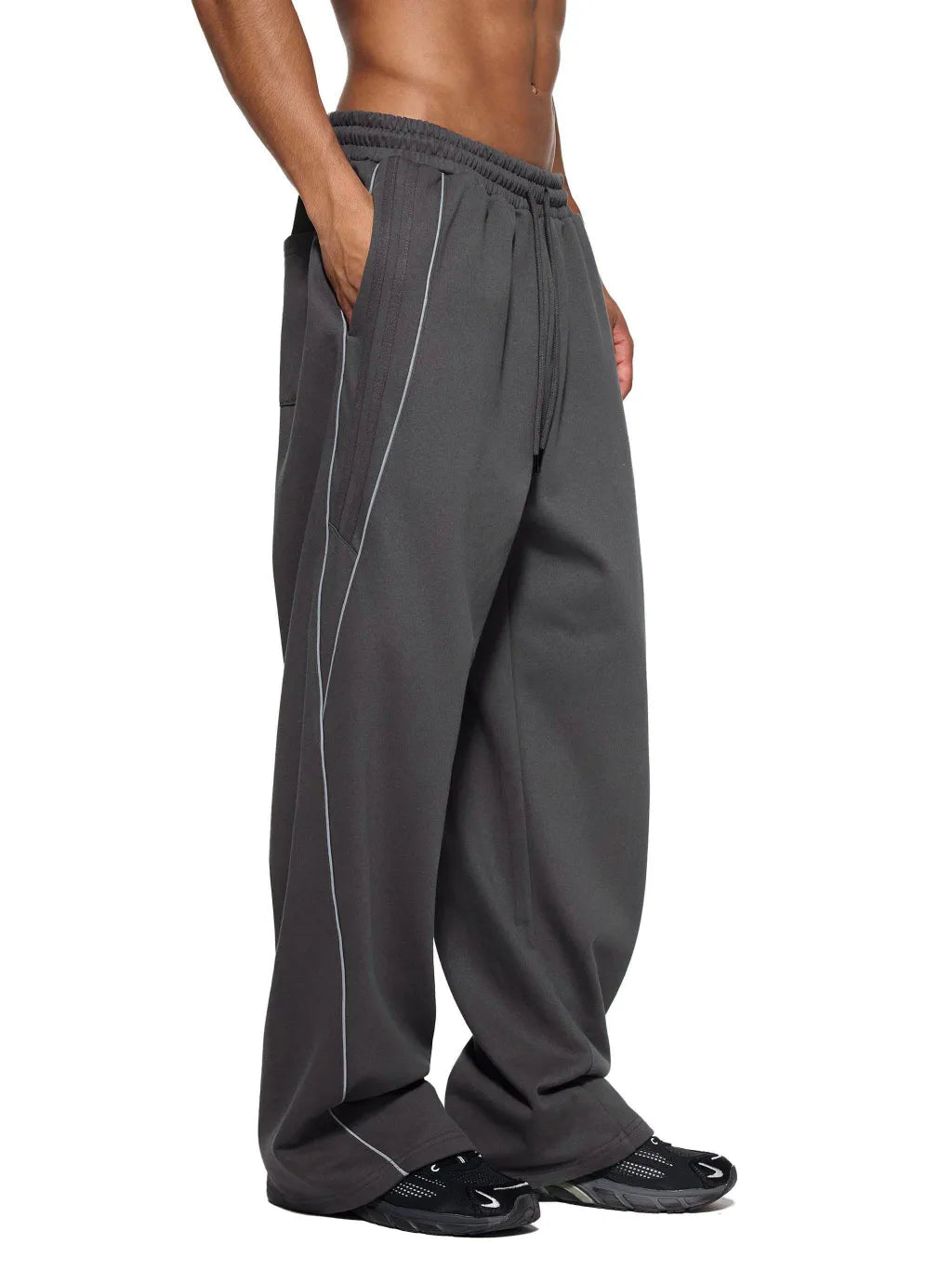 LUXURY TERMINAL - Reflection Striped Straight-Leg Sweatpants
