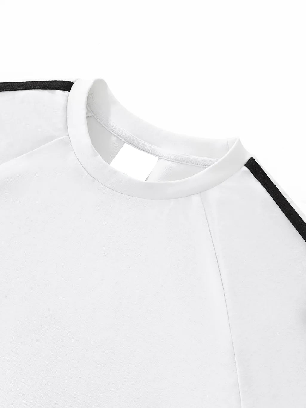 LUXURY TERMINAL - Taped Cooling Performance Crop Top