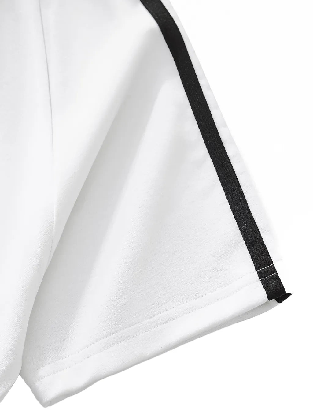 LUXURY TERMINAL - Taped Cooling Performance Crop Top