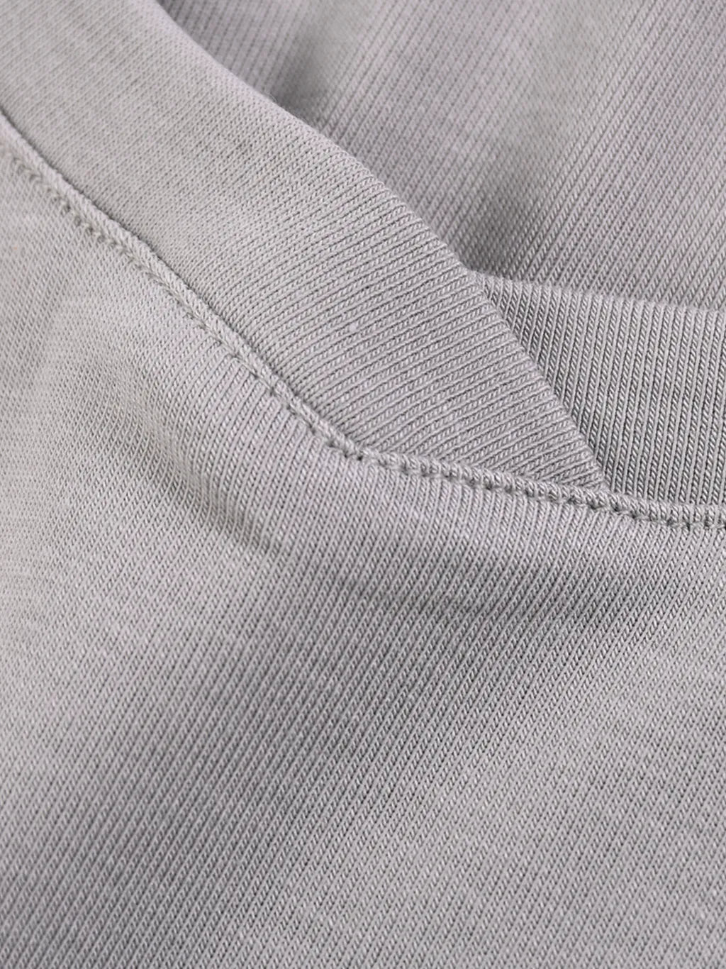 LUXURY TERMINAL - Essential V-Neck Bodycon T-Shirt