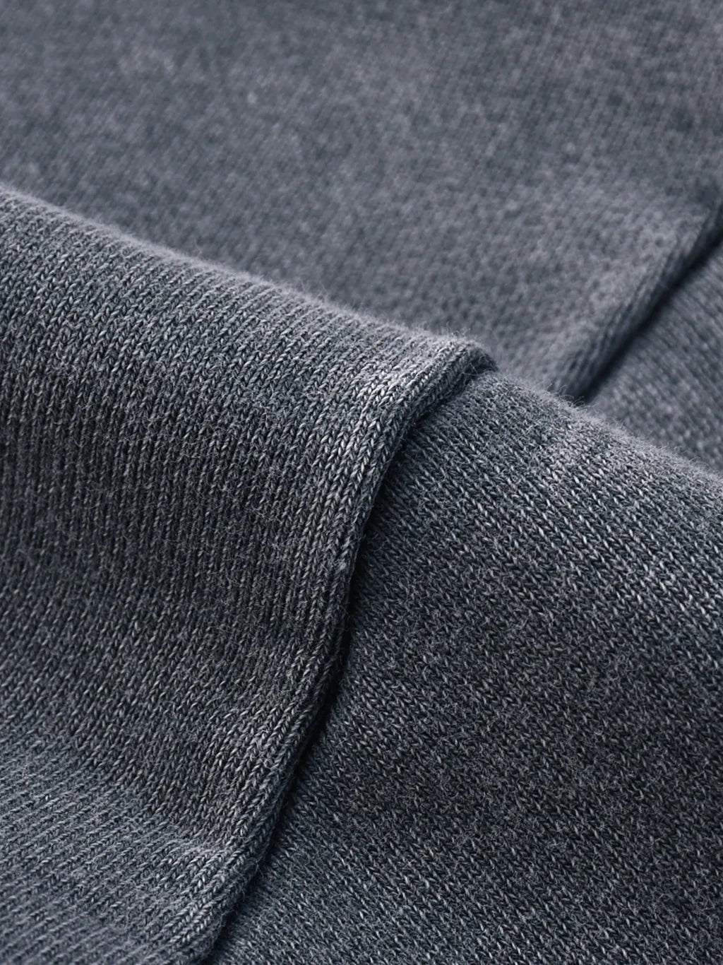 LUXURY TERMINAL - Snow Washed Raw Edge Cropped Sweatshirt