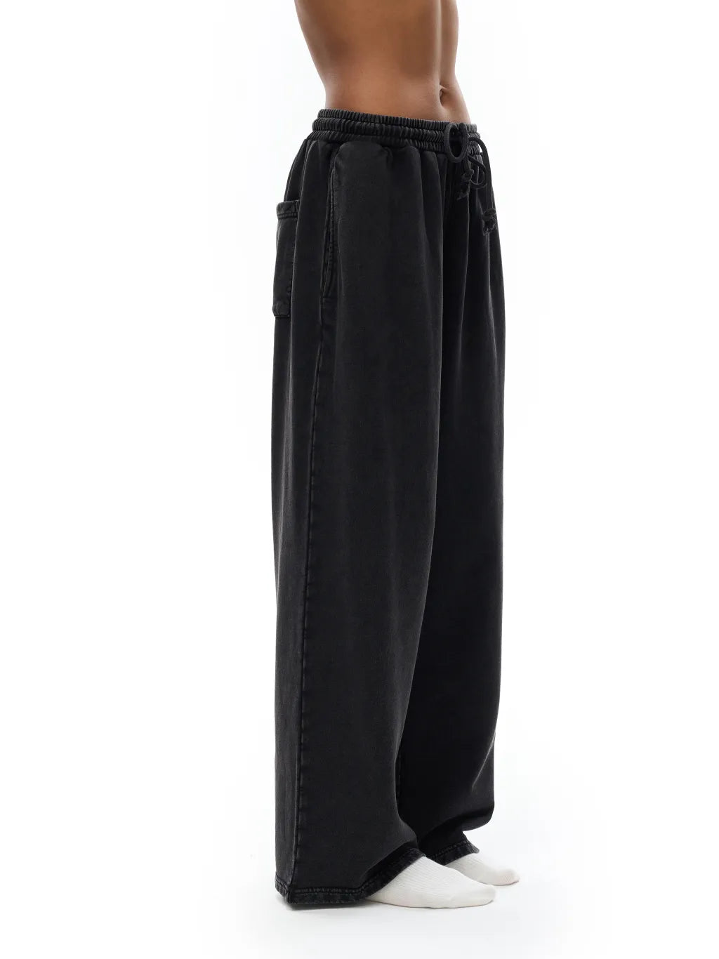 LUXURY TERMINAL - Snow Washed Straight Leg Pants