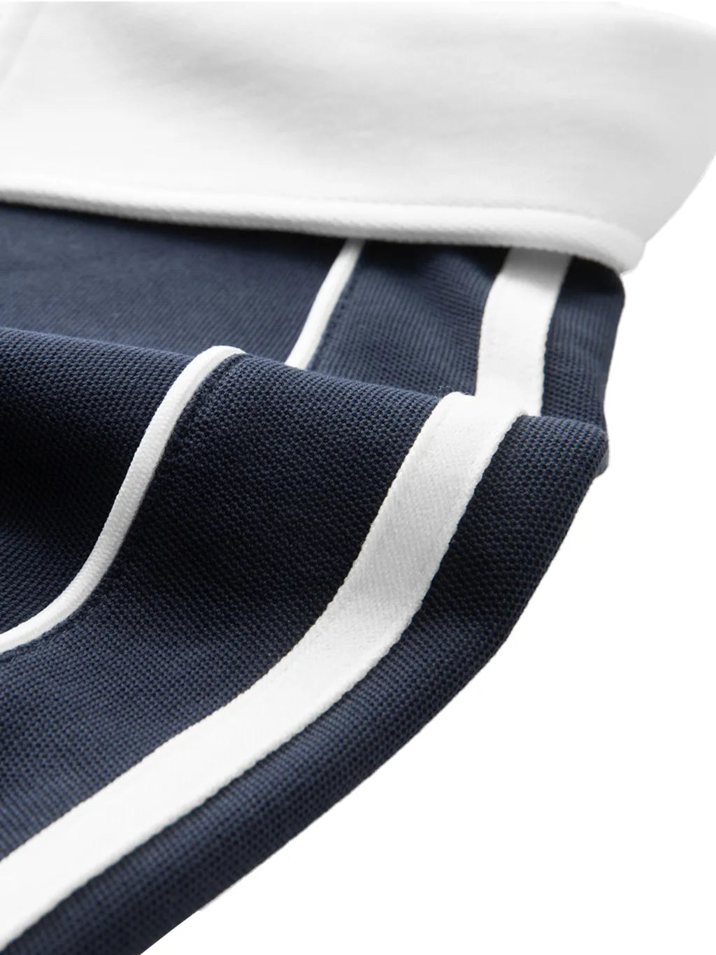 LUXURY TERMINAL - Contrast Collar Short-Sleeve Polo Shirt