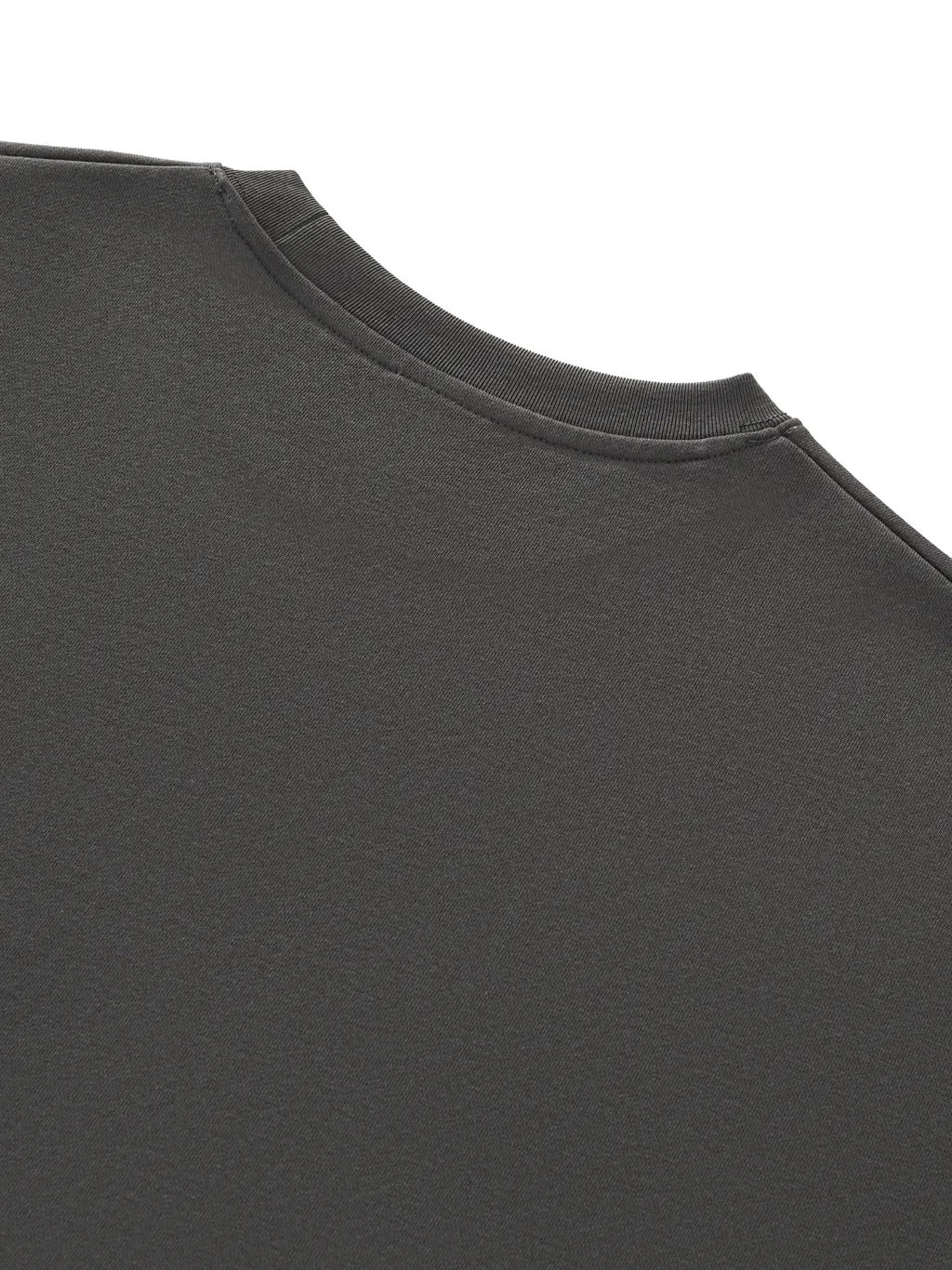 LUXURY TERMINAL - Boxy Half-Sleeve Raw-Edge T-Shirt