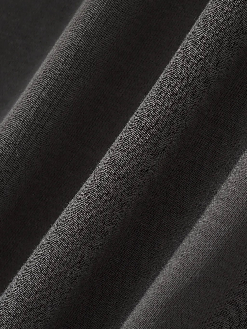 LUXURY TERMINAL - Boxy Half-Sleeve Raw-Edge T-Shirt
