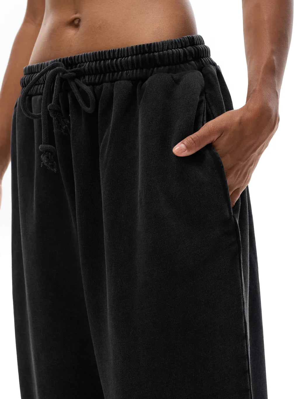 LUXURY TERMINAL - Snow Washed Straight Leg Pants