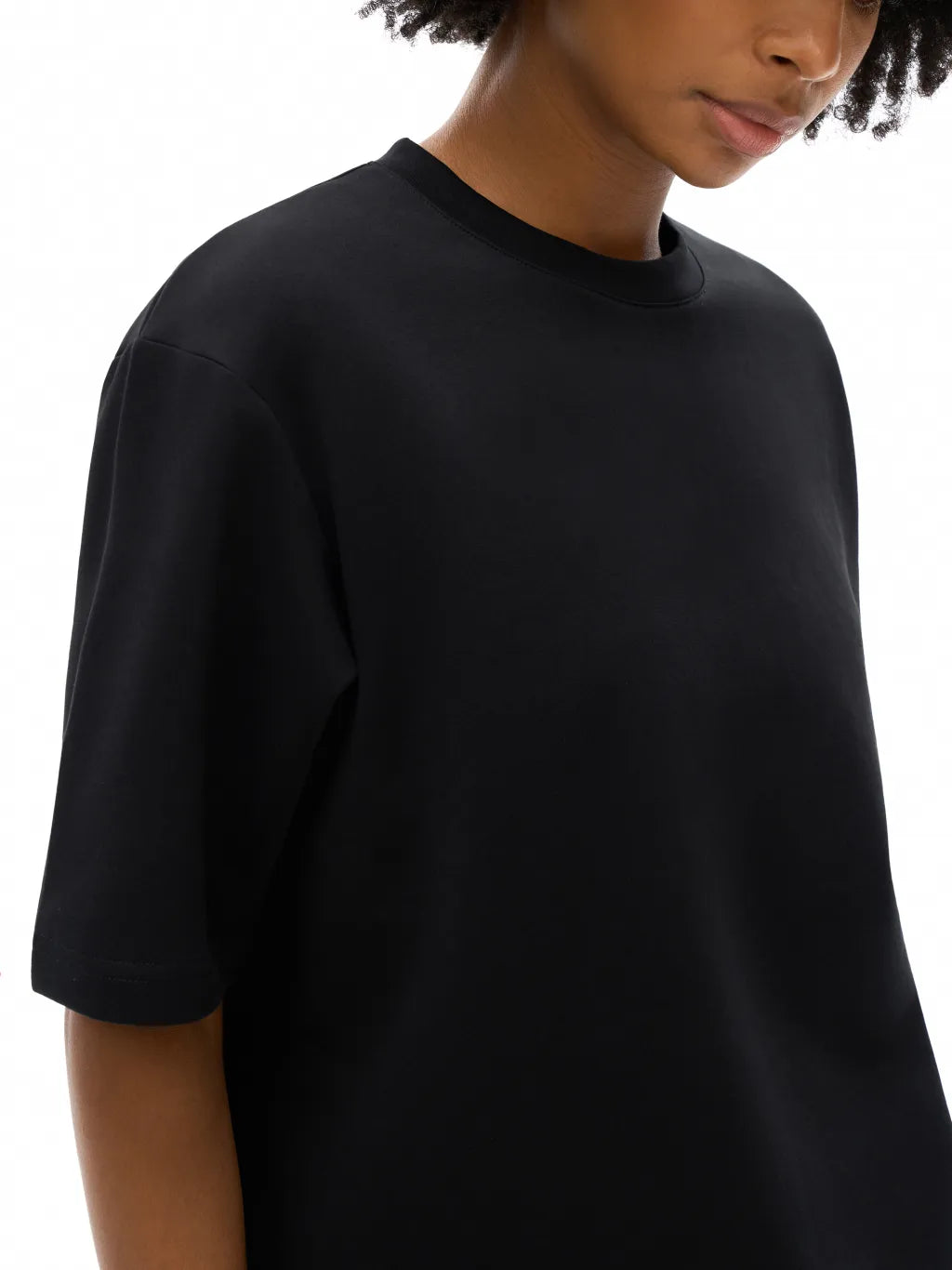 LUXURY TERMINAL - Essential Cooling Performance T-Shirt